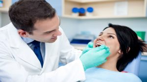 Getting Exams And Brushing Tips From Your Family Dentist In Glendale AZ